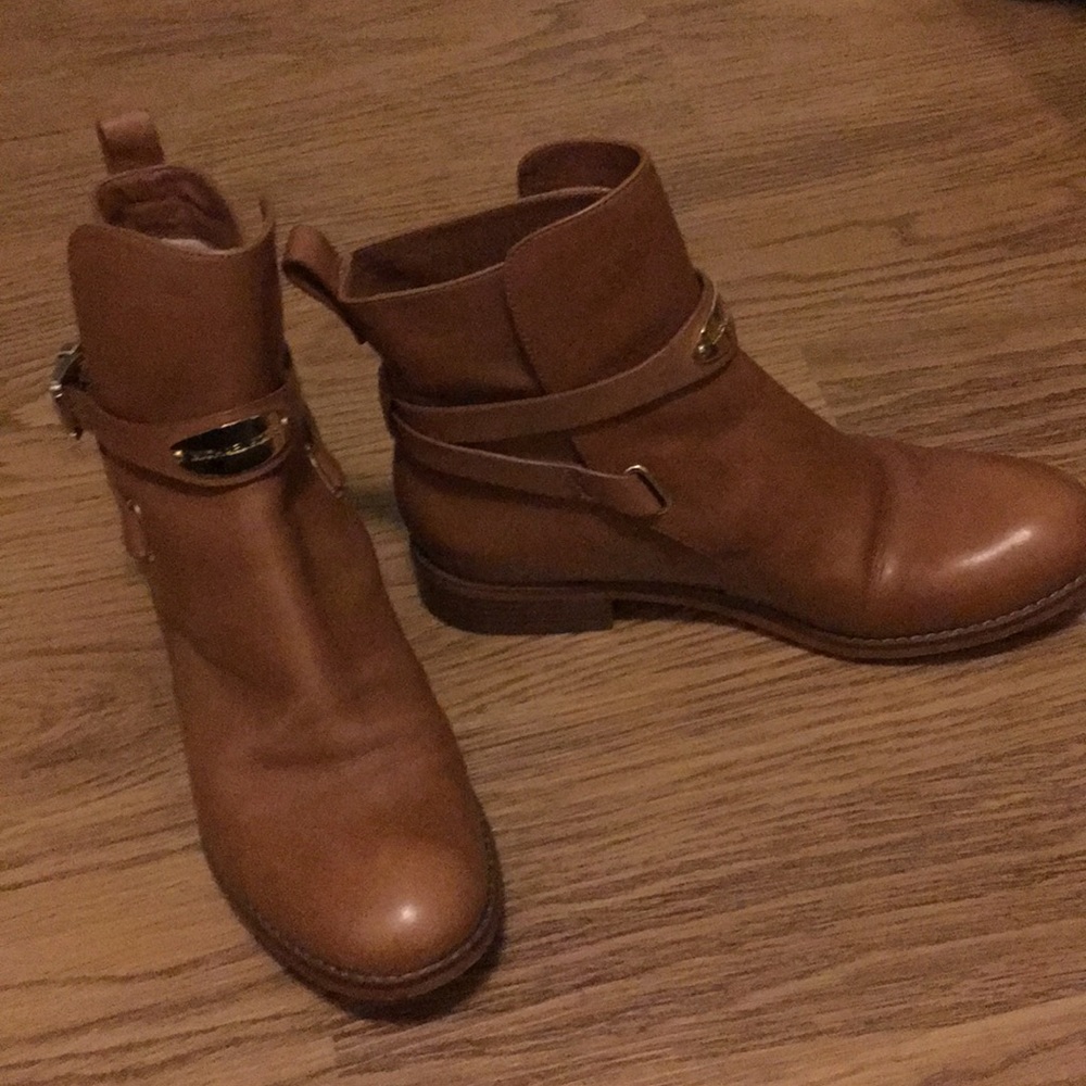 Michael Kors - tan boots - Picture 1 of 6